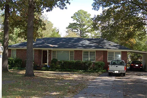 135 Edna Pl Photo 1