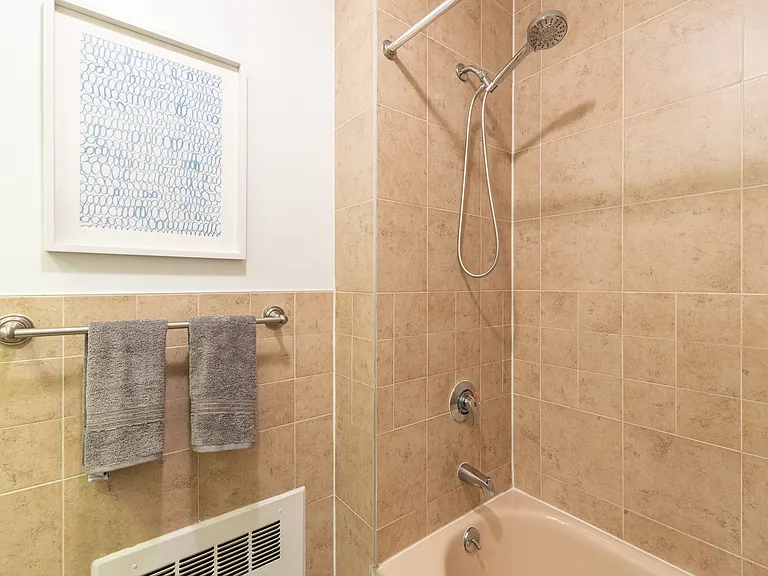 209 W 121st St #2 — Photo 24