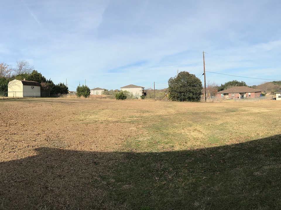 BACKYARD VIEW 2_05042023