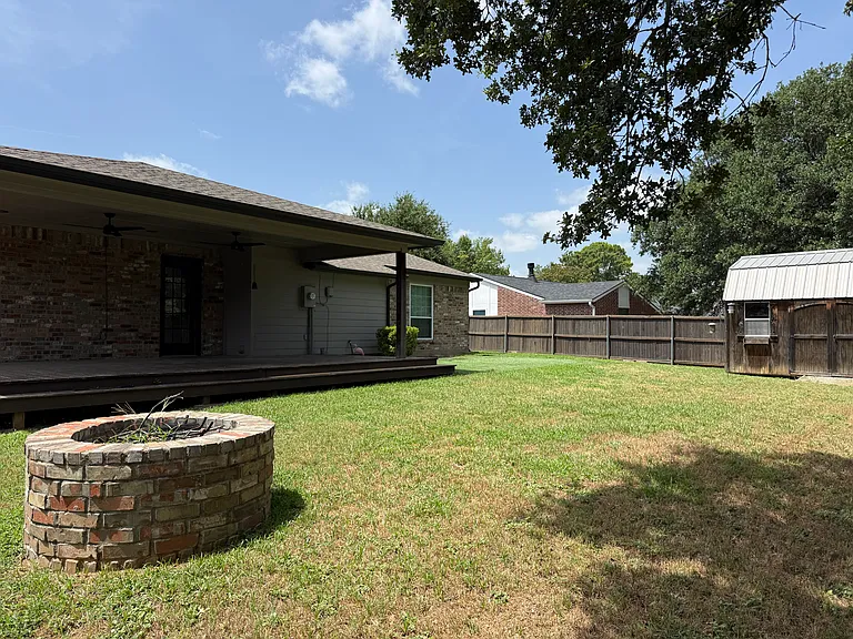 5001 Lasalle Dr — Photo 32