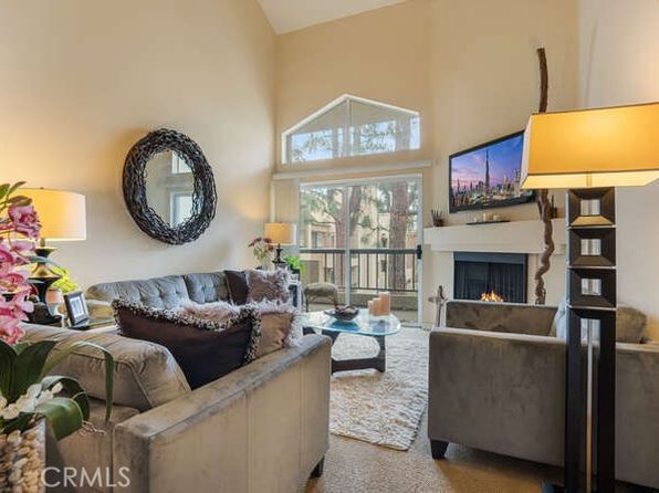 Property image for 21400 Burbank Blvd APT 313, Woodland Hills, CA 91367