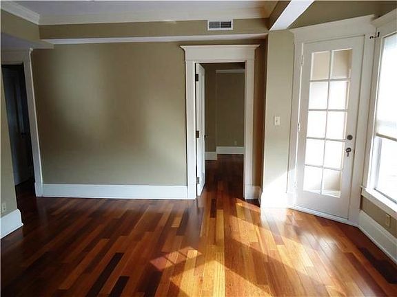 2nd image of 1093 Delaware Ave APT 4