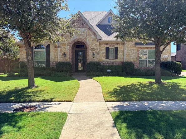 2812 Marrickville Dr, Trophy Club, TX 76262