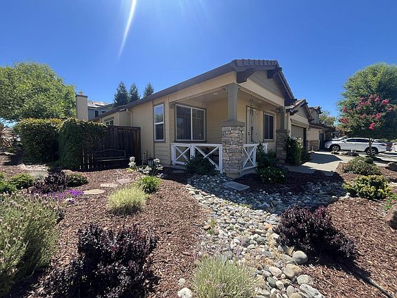 3rd image of 2109 Letterkenny Ln
