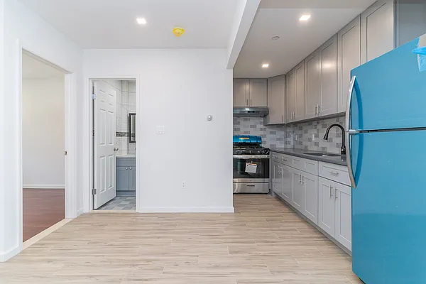 Rented by MySpaceNYC | media 14