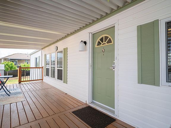 3rd image of 2301 Arbot Rd #58