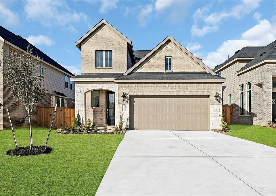 1st image of 1426 Northwood Bluff Ln