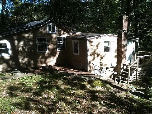 3 bed, 1150 sqft, $2,500 — Photo 2