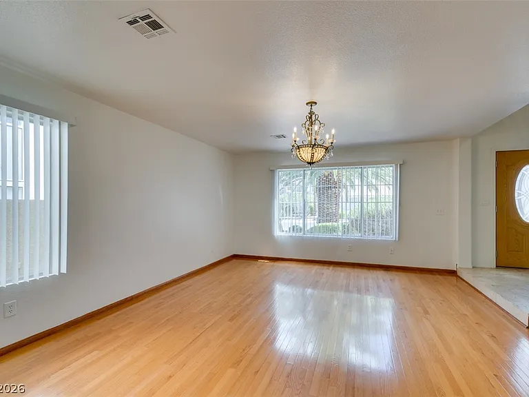 8224 Tivoli Cove Dr — Photo 10