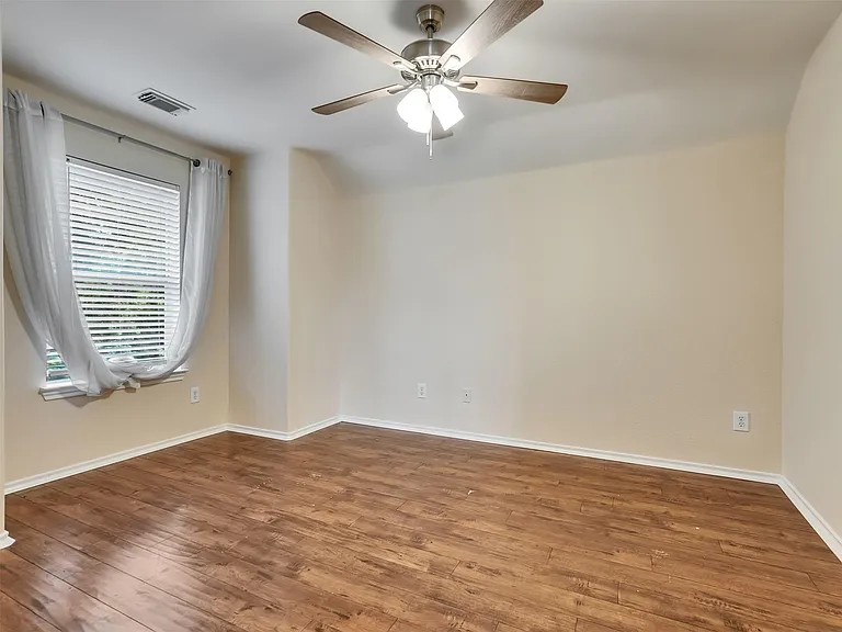 4203 Keystone Trl — Photo 27