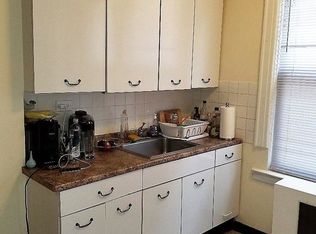 3024 33rd St APT 2F, Astoria, NY 11102
