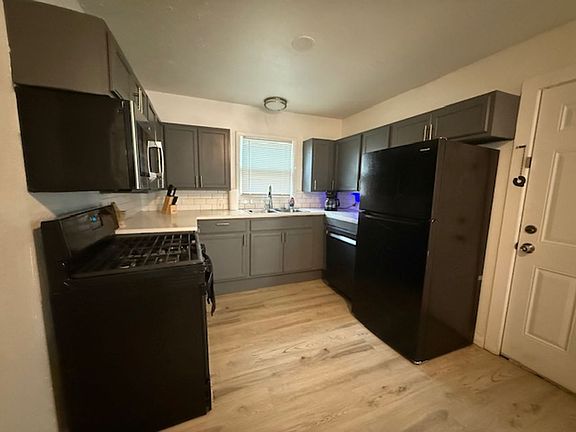 5th image of 841 S San Jose Dr
