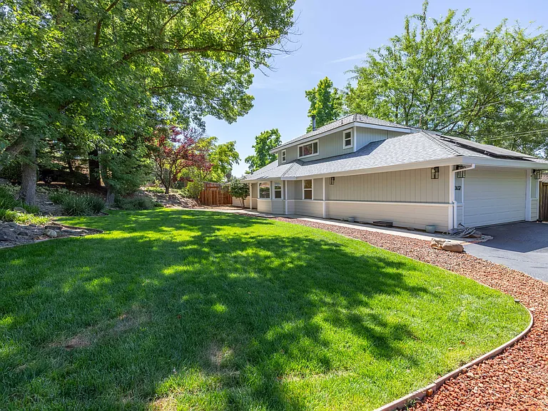 3632 Ravenwood Ln — Photo 8
