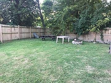 3rd image of 12 Hill Dr