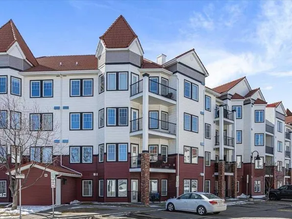 30 NE Royal Oak Plz NW #326, Calgary, AB T3G 0C1