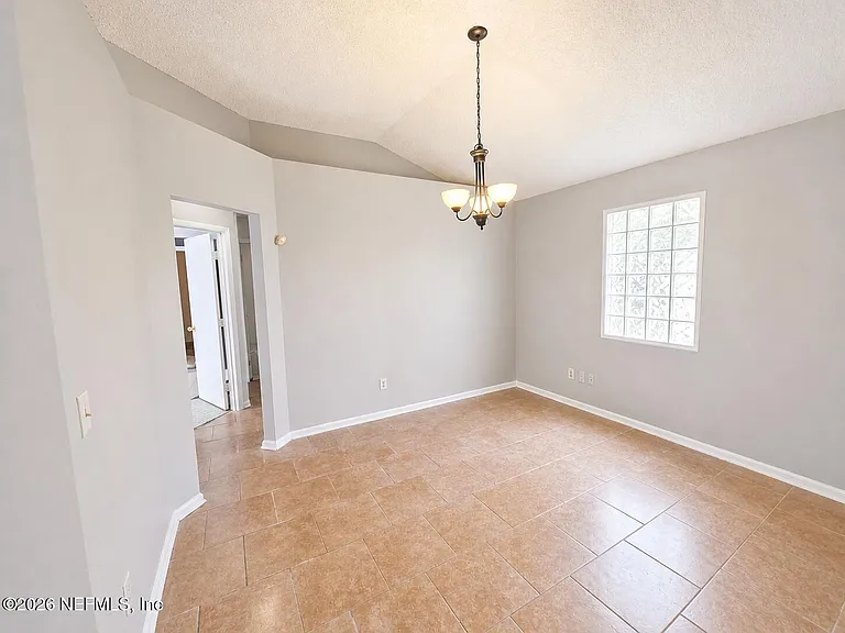 1281 Independence Dr — Photo 4