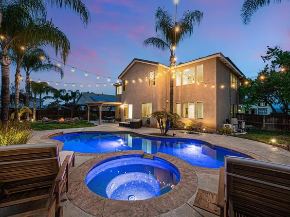 32492 Saint Martin St, Winchester, CA 92596