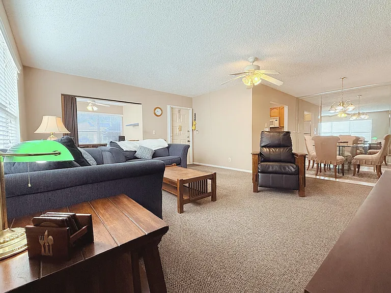 5301 Lakefront Blvd #D — Photo 11