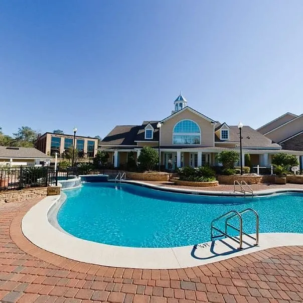 1 bed, 1100 sqft, $1,375 — Photo 4