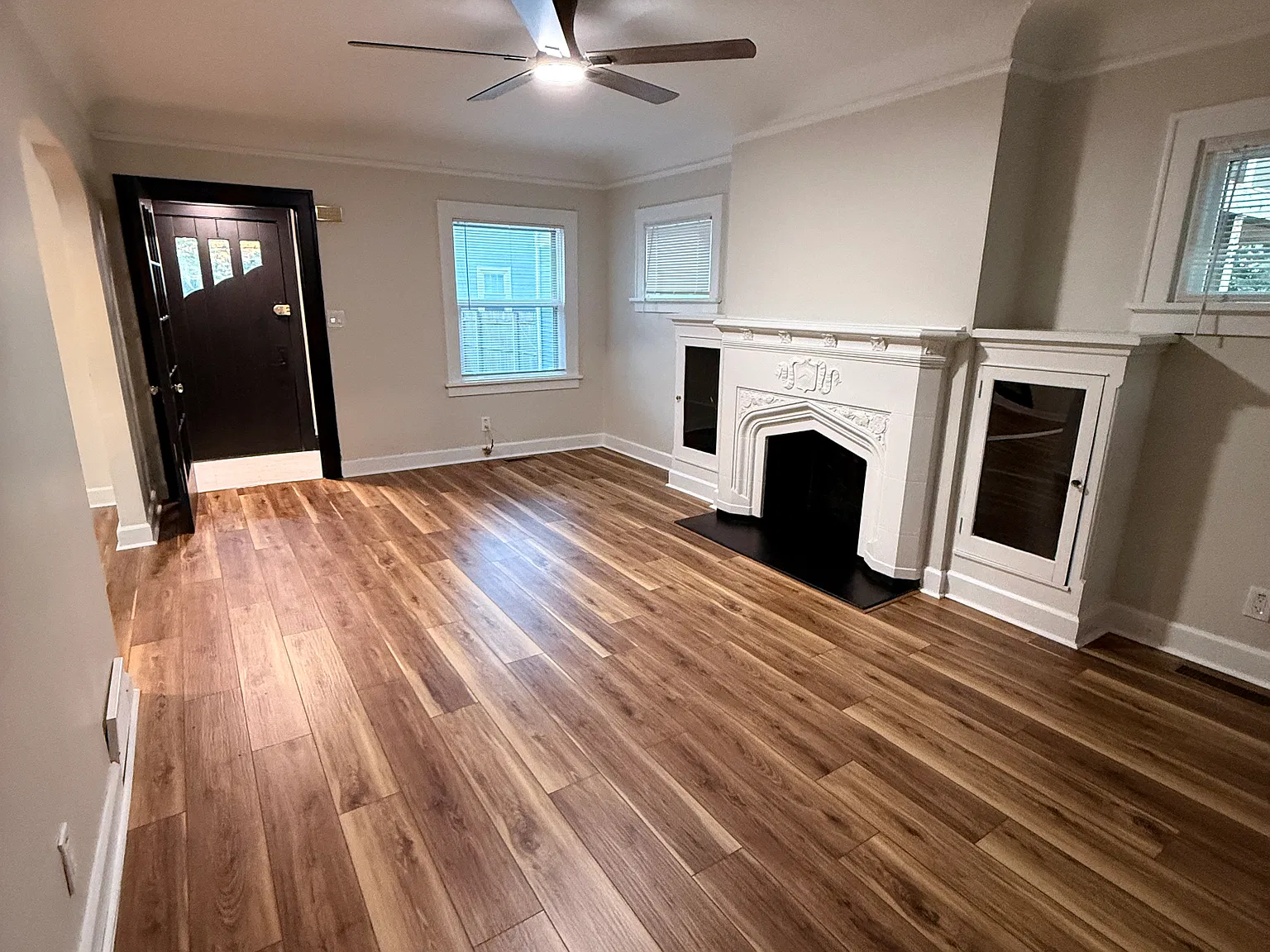 3 bed, 1195 sqft, $2,200 — Photo 3