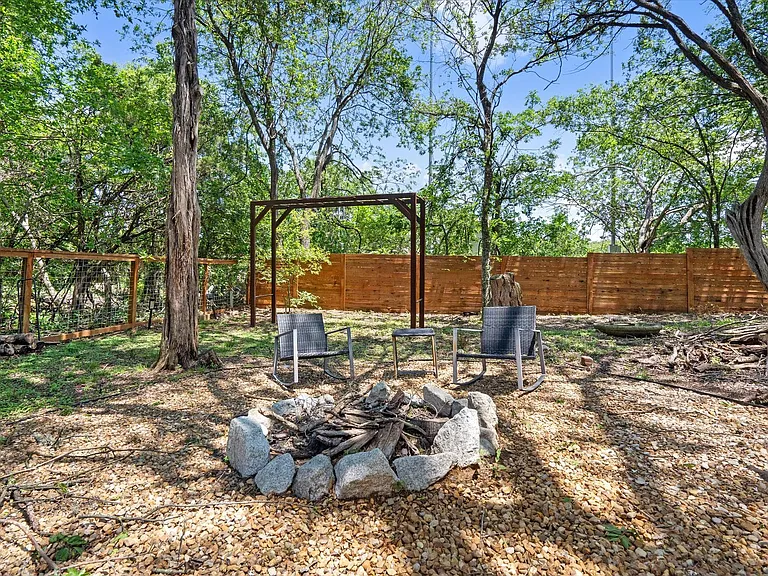 8353 Steamline Cir — Photo 35