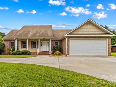 143 La Rue Cir, Statesville, NC, 28625