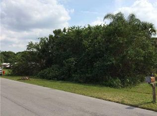 1282 SE McFarlane Ave, Port Saint Lucie, FL 34952