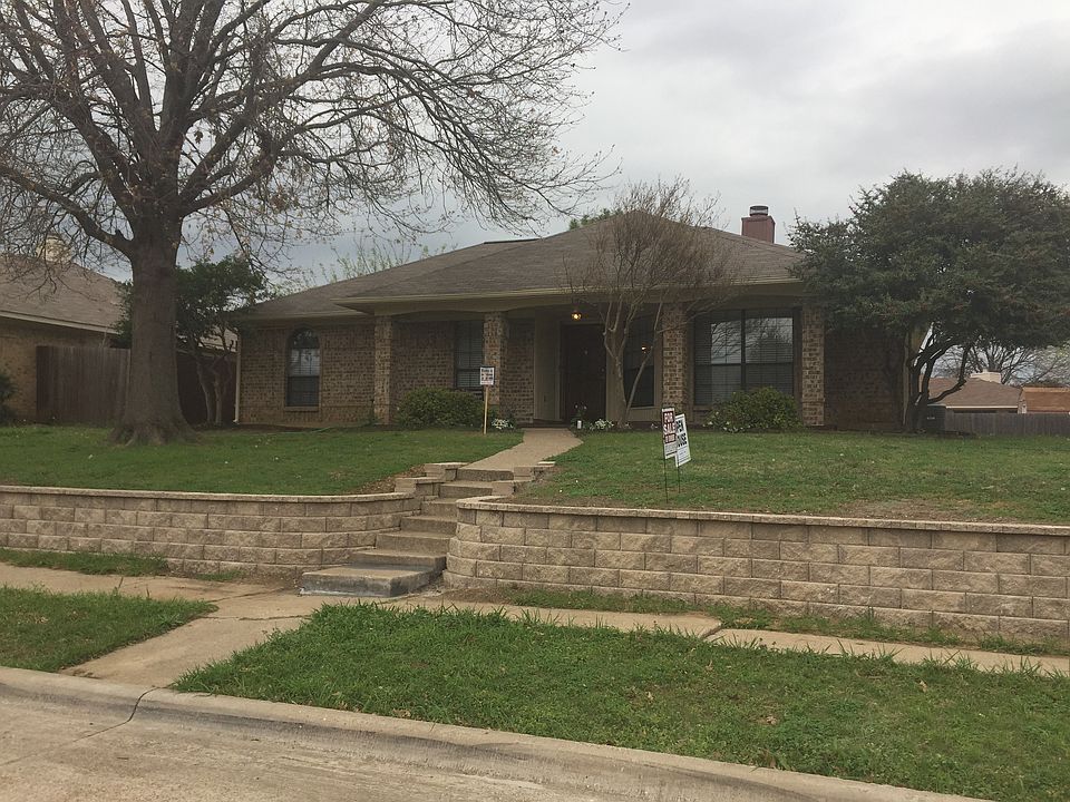 1st image of 1521 Autumn Breeze Ln
