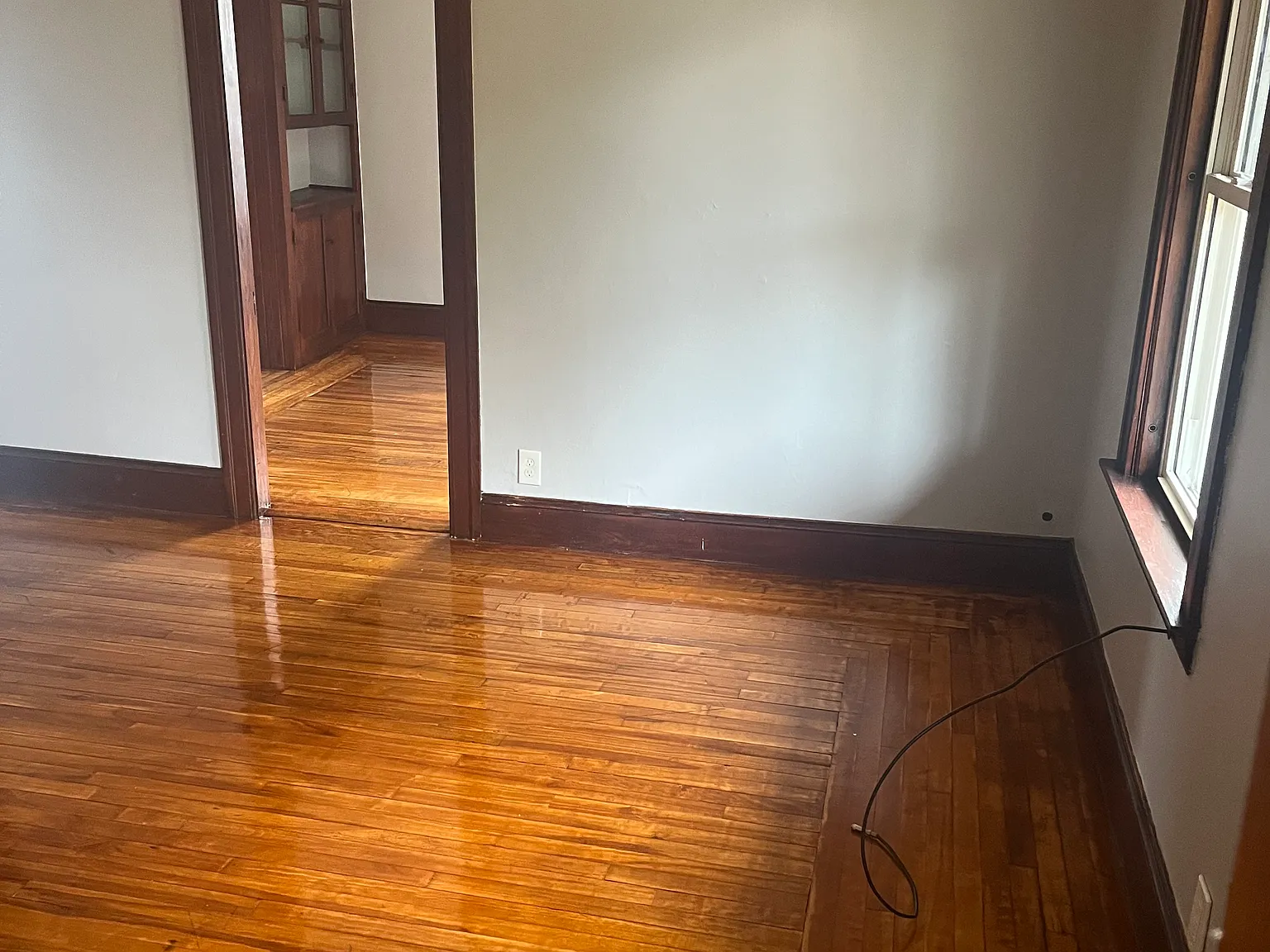 3 bed, $2,000 — Photo 3