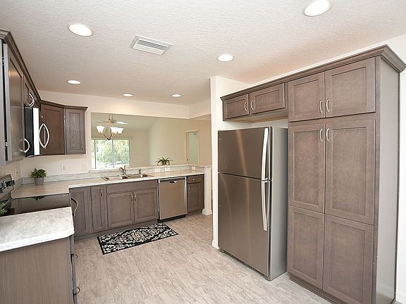 5th image of 11188 Hess Way