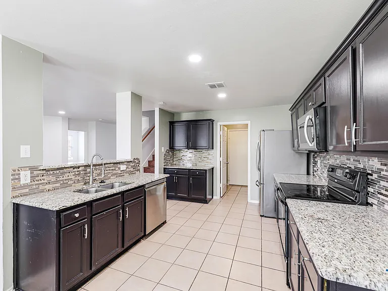 13262 Cleburne Dr — Photo 11