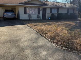 921 Woodville Dr, Jackson, MS 39212