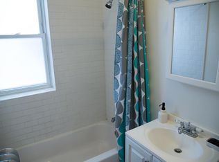 2855 N Hamlin Ave, Chicago, IL 60618
