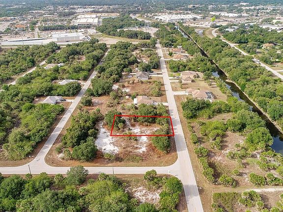 3rd image of 406 Ravenswood Blvd