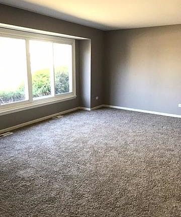 2nd image of 22511 Lakeshore Dr