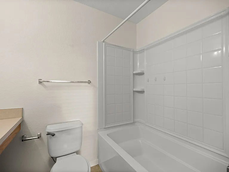 4428 SW 49th Ave — Photo 16