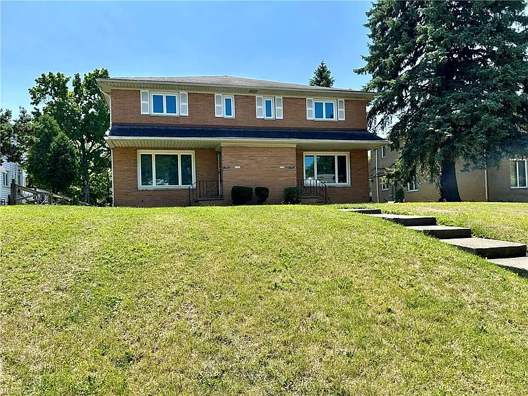 17914 Chagrin Blvd #17914 — Photo 1