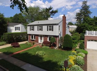 219 Kilburn Rd, Garden City, NY 11530