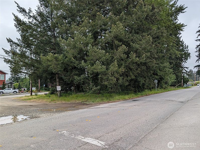 4th image of 18501 Smokey Point Boulevard