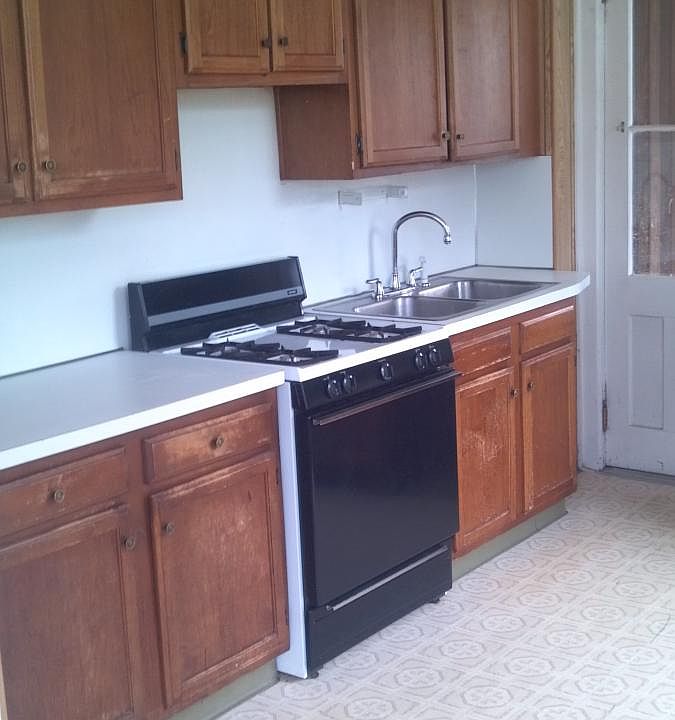 2nd image of 576 Western Ave APT W1