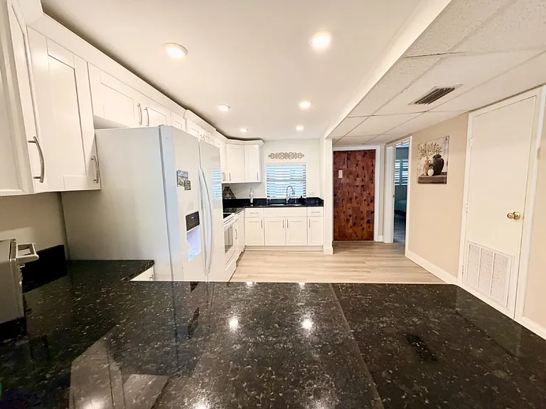 4600 Ocean Beach Blvd #202 — Photo 6