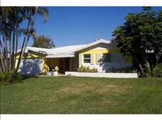 461 NE 24th Ct, Boca Raton, FL 33431