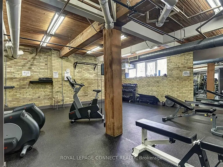 955 Queen St W #Penthouse 15 — Photo 14