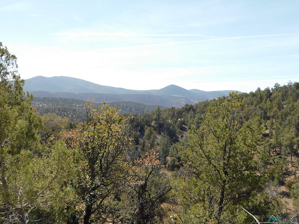 1st image of 18 W Rivers Rd