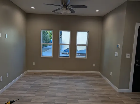 569 Southgate Rd, Sacramento, CA 95815