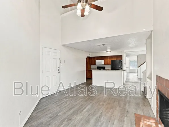 9803 Walnut St, Dallas, TX