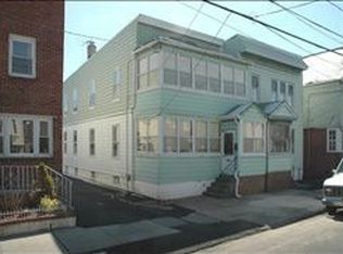 325 N 10th St, Newark, NJ 07107