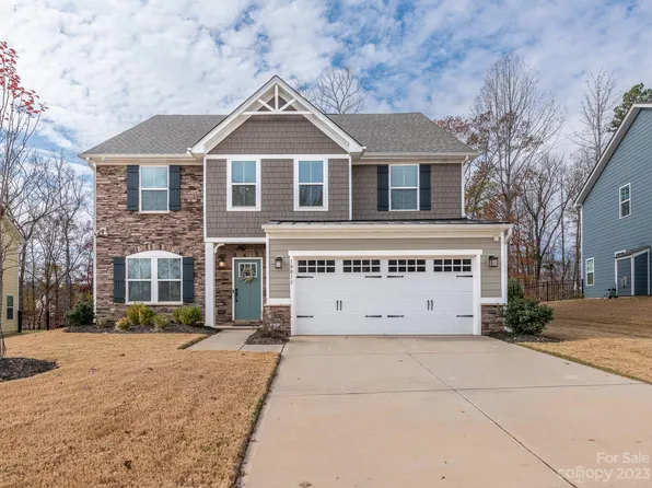 10015 Paper Birch Dr, Charlotte, NC 28215