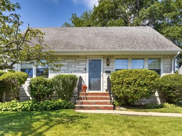 68 Farmingdale Ave, Bloomfield Twp., NJ 07003