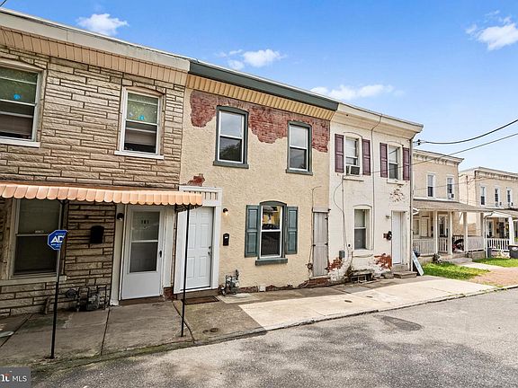 3rd image of 103 9th St